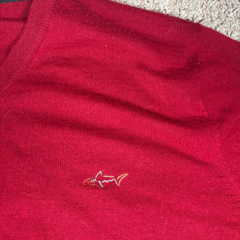 Greg Norman Mens Red V Neck Sweater XL Italian‎ Spun Merino Wool Acrylic Golf